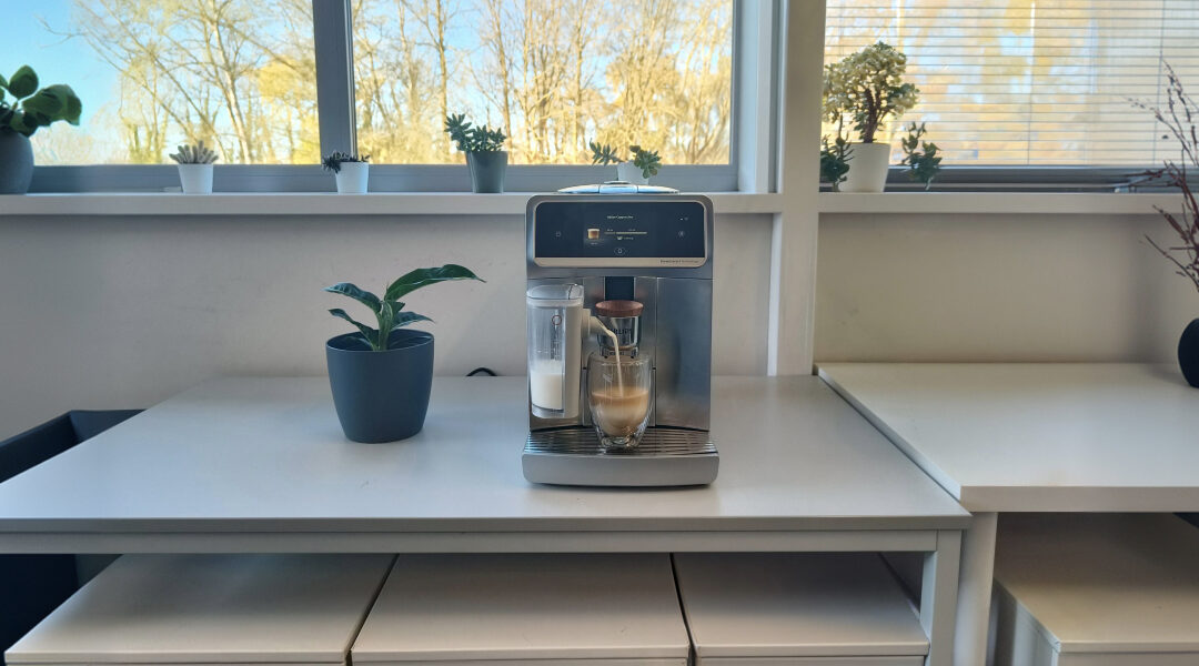 Mon expérience café avec la Philips Café Aromis Série 8000 + LatteGo Pro