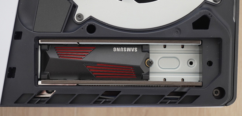 Samsung 990 Pro SSD